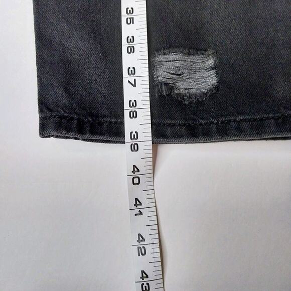 Forever 21 Mens NWT Jeans Size 36 Black Button Fly Distressed Casual - Picture 10 of 13